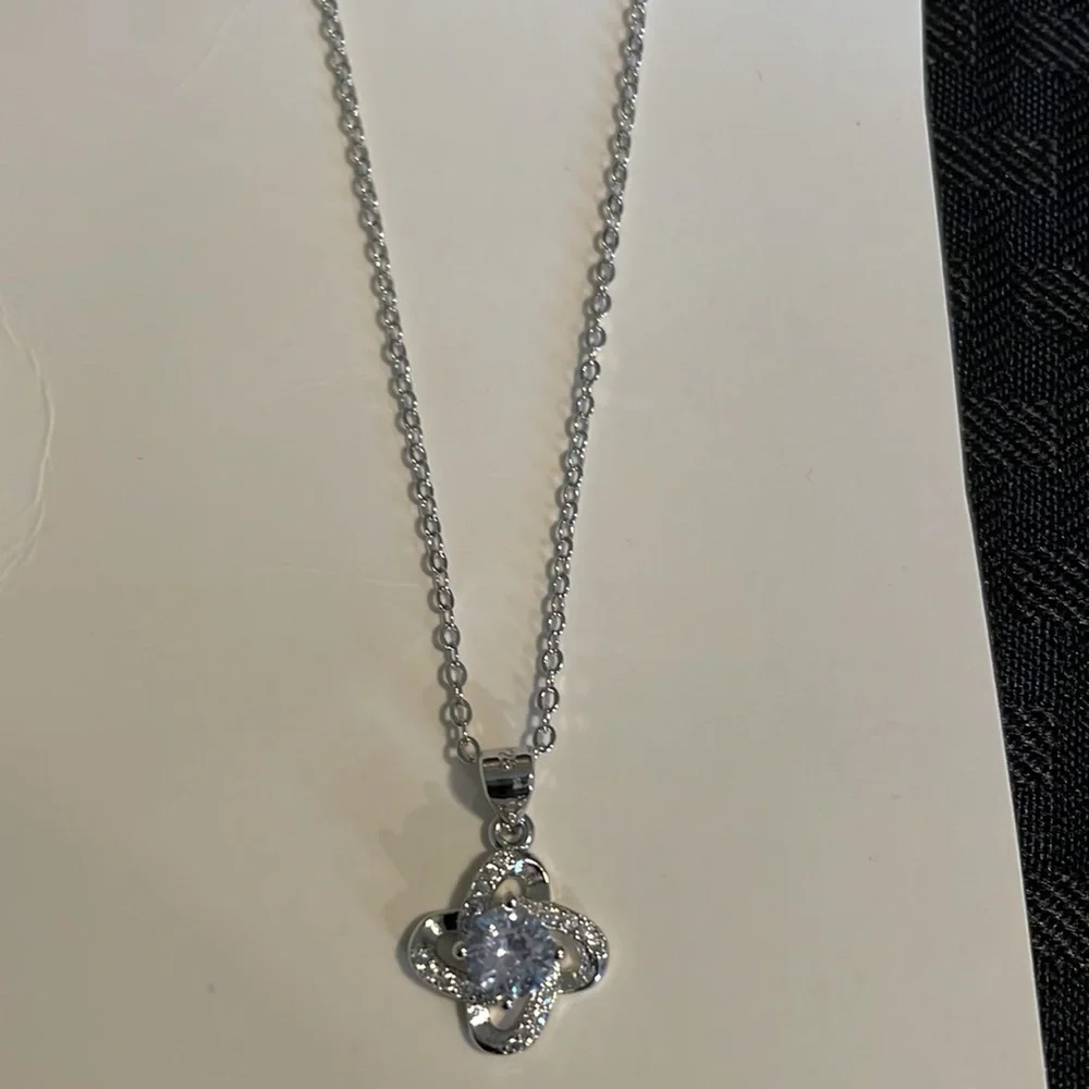 18” sterling silver necklace with Pendent New - Picture 12 of 16